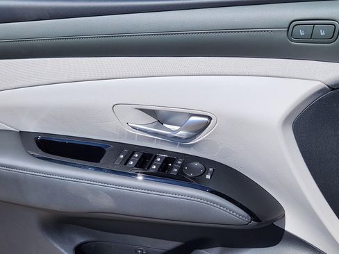 New 2026 Hyundai Tucson Limited AWD/4WD image 9