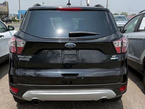 Used 2018 Ford Escape SE AWD/4WD image 5