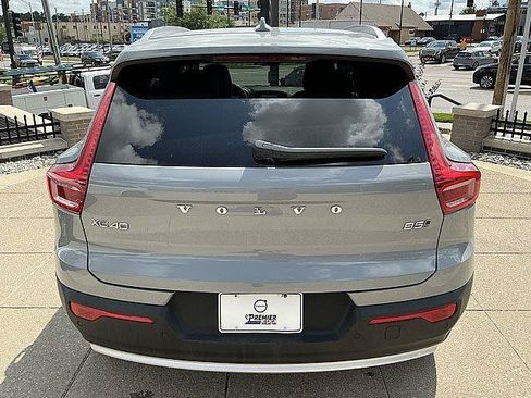 Certified 2025 Volvo XC40 B5 Ultra w/ Climate Package AWD/4WD image 10