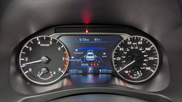 Used 2025 Nissan Altima 2.5 SV FWD image 24