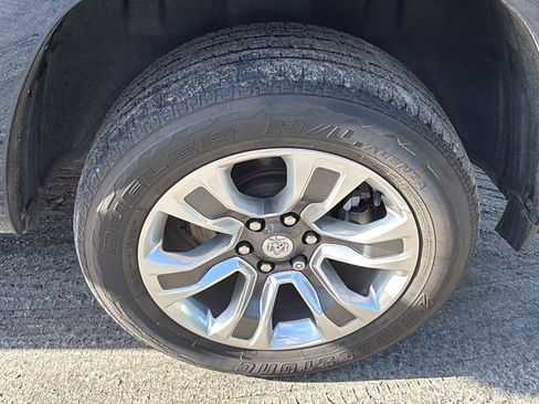 Used 2022 RAM 1500 Limited AWD/4WD image 12