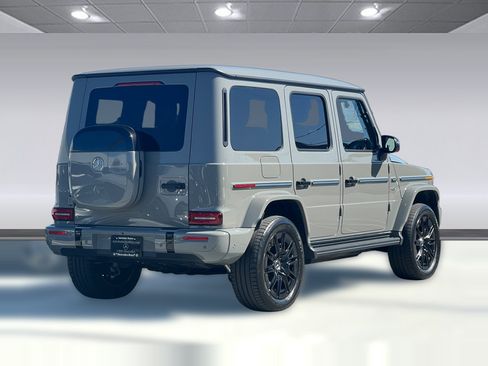 Certified 2025 Mercedes-Benz G 580 w/ EQ Technology image 8