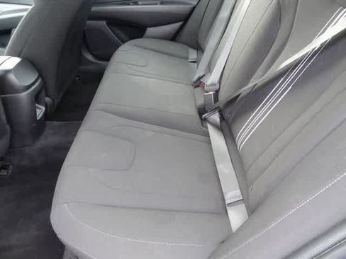 Used 2024 Hyundai Elantra SEL FWD image 7