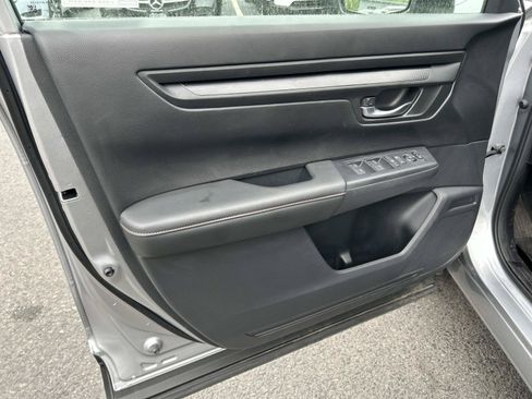 Used 2025 Honda CR-V Sport image 15