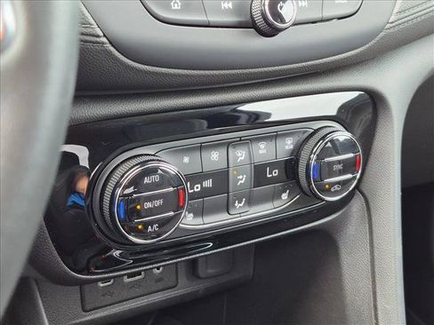 Used 2023 Buick Encore GX Select FWD image 12