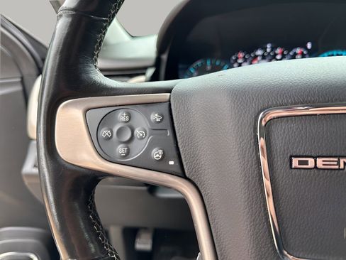 Used 2018 GMC Yukon XL Denali w/ Open Road Package image 26