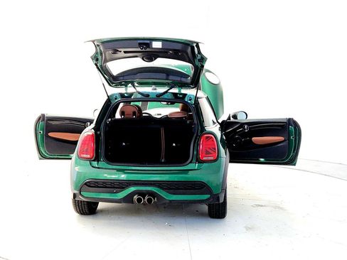 Used 2022 MINI Cooper S image 11