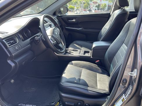 Certified 2016 Toyota Camry XLE w/ Moonroof Package FWD image 12