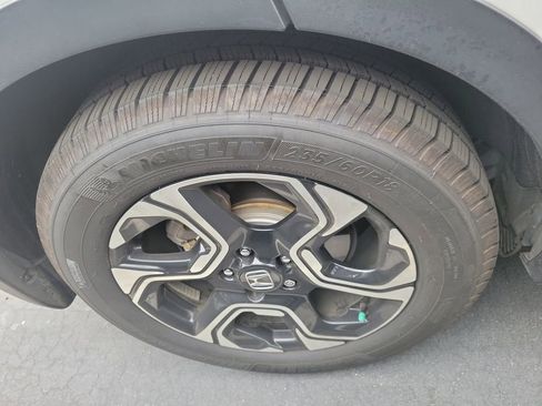 Used 2019 Honda CR-V Touring image 11