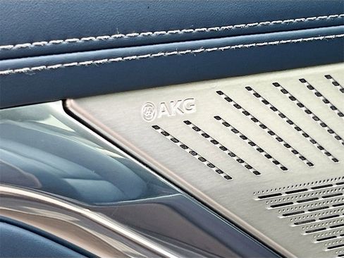 New 2025 Cadillac Escalade IQ Luxury 2 image 18