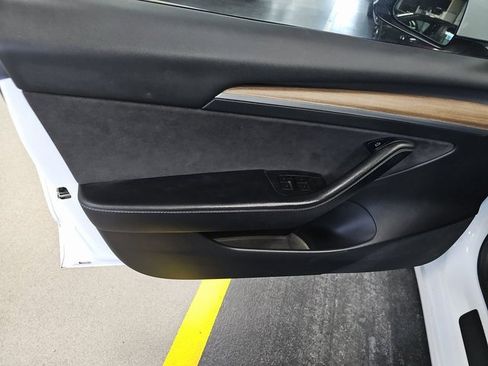 Used 2022 Tesla Model 3 Long Range image 6