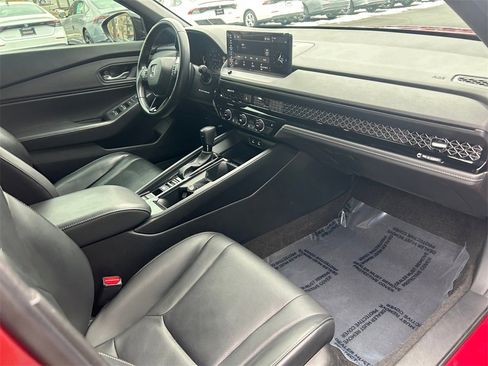 Used 2023 Honda Accord Sport image 25