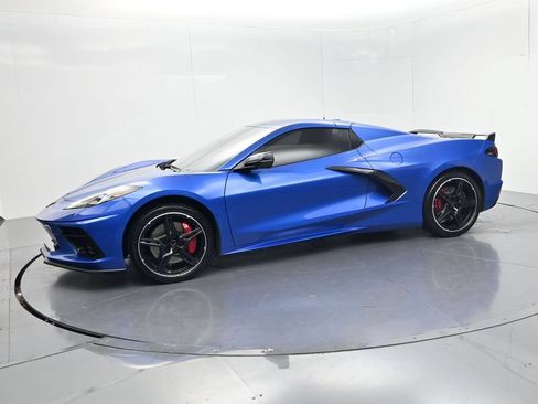 Used 2022 Chevrolet Corvette Stingray Premium Conv w/ Z51 Performance Package RWD image 4