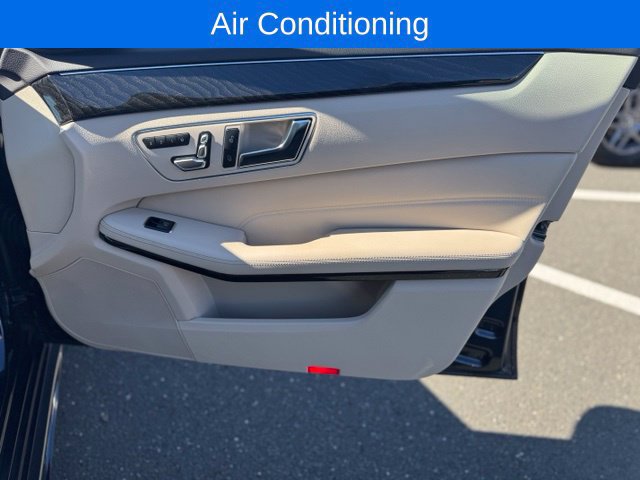 Used 2016 Mercedes-Benz E 350 4MATIC Sedan image 29
