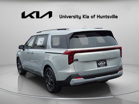 New 2026 Kia Carnival EX FWD image 5