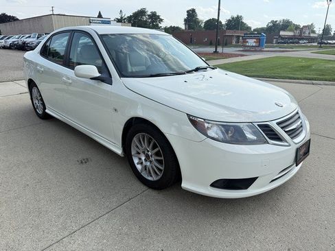 Used 2009 Saab 9-3 2.0T FWD image 3