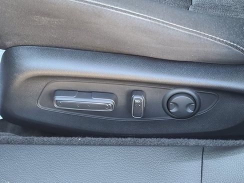 Certified 2023 Honda Accord EX image 12