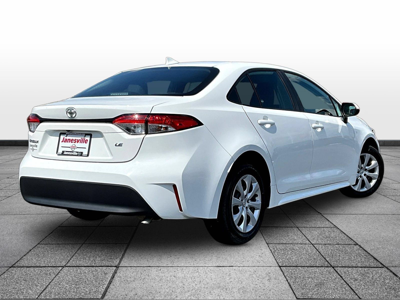 Used 2024 Toyota Corolla LE FWD image 7