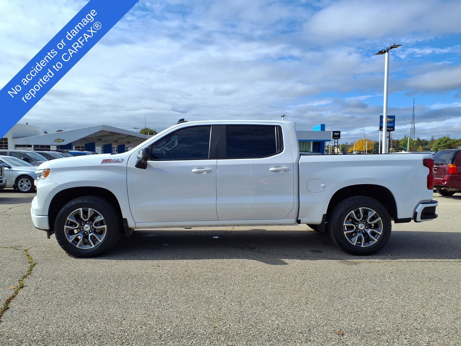 Used 2024 Chevrolet Silverado 1500 RST w/ Convenience Package II AWD/4WD image 9