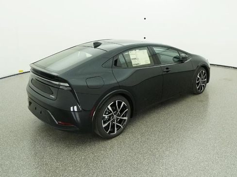New 2026 Toyota Prius Plug-In Hybrid FWD image 42