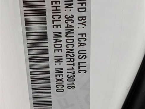 Used 2024 Jeep Compass Limited image 32