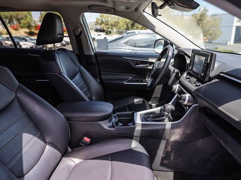 Certified 2020 Toyota RAV4 XLE Premium w/ Carpet Mat Package FWD image 16