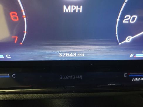 Used 2024 Jeep Grand Wagoneer L Series III image 29