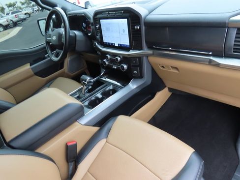 Used 2022 Ford F150 Lariat image 17
