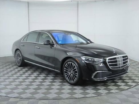 New 2026 Mercedes-Benz S 580e S 580e image 3