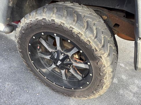 Used 2010 Jeep Wrangler Unlimited Sport image 9