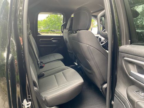 Used 2021 RAM 1500 Big Horn AWD/4WD image 25