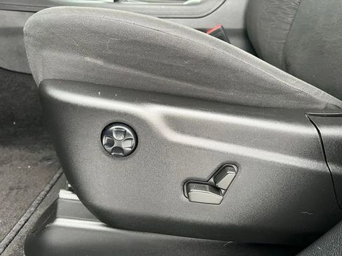 Used 2022 Dodge Durango SXT image 10