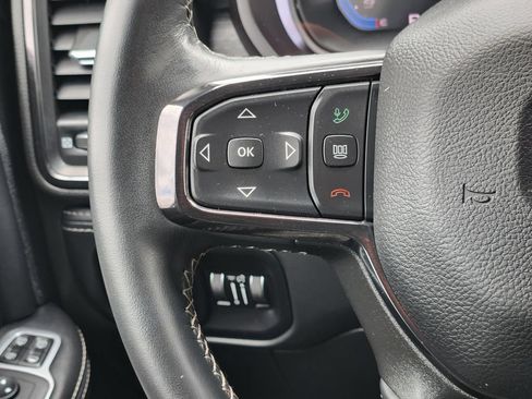 Used 2023 RAM 2500 Limited AWD/4WD image 28