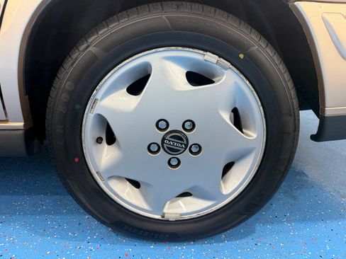 Used 1996 Volvo 960 Sedan RWD image 43