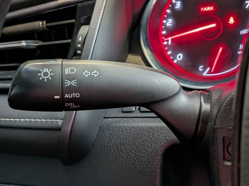 Used 2019 Toyota Camry XSE image 26