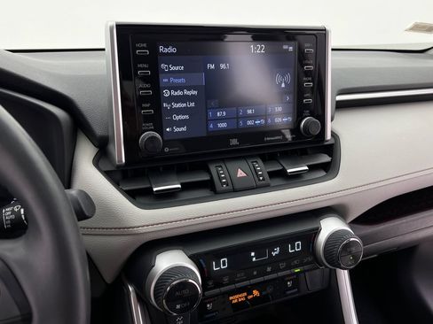 Used 2021 Toyota RAV4 Limited AWD/4WD image 20