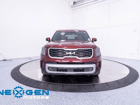 Used 2024 Kia Telluride SX image 4