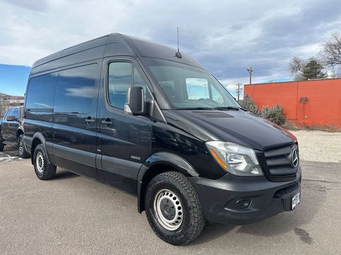 Used 2016 Mercedes-Benz Sprinter 2500 image 1