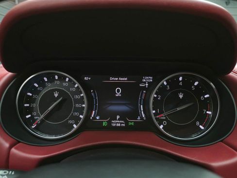 Used 2021 Maserati Levante S GranSport AWD/4WD image 25