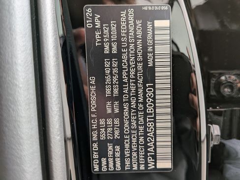 New 2026 Porsche Macan AWD/4WD image 29