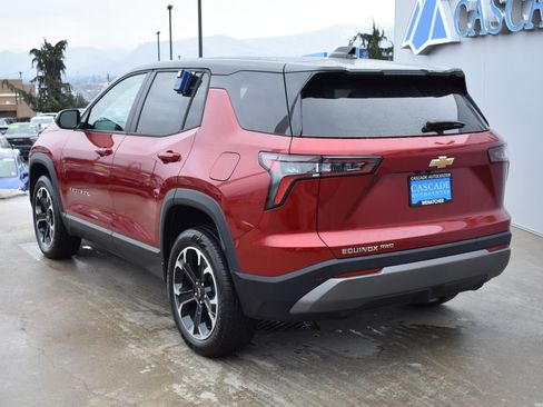 New 2026 Chevrolet Equinox LT w/ Convenience Package II image 6