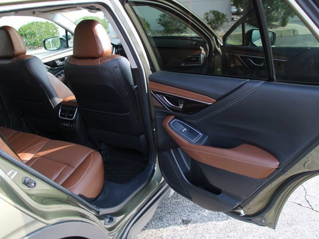 Used 2020 Subaru Outback Touring AWD/4WD image 30