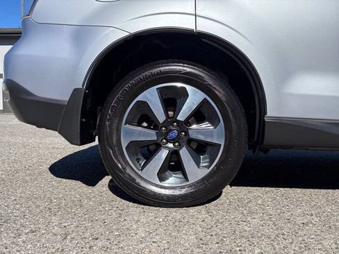 Used 2018 Subaru Forester 2.5i Premium w/ Protection Package #3A AWD/4WD image 28
