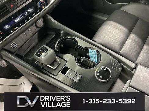 Used 2023 Nissan Rogue SV w/ SV Premium B Package AWD/4WD image 17