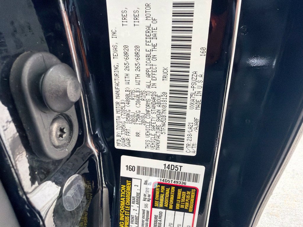 Used 2022 Toyota Tundra Platinum AWD/4WD image 46