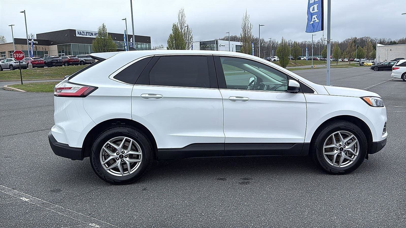 Used 2024 Ford Edge SEL AWD/4WD image 4