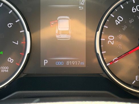 Used 2022 Toyota RAV4 XLE Premium AWD/4WD image 22