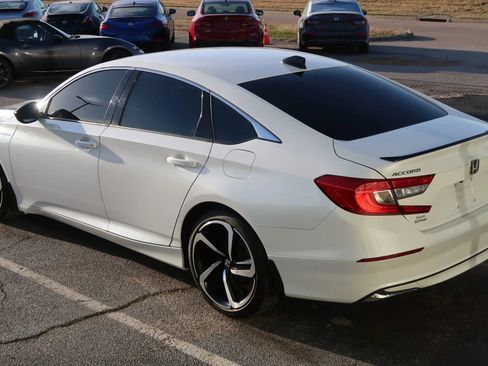 Used 2022 Honda Accord Sport image 12