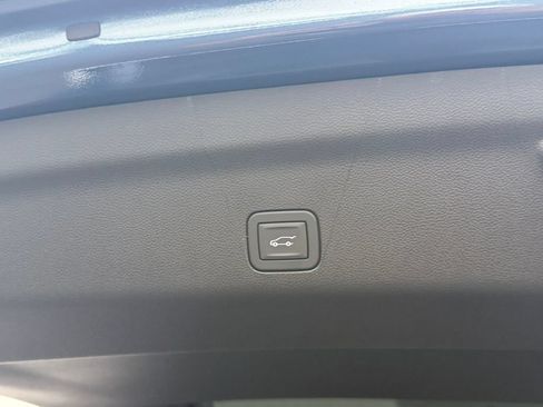 New 2026 GMC Yukon Denali w/ Sun & Power Step Package AWD/4WD image 10