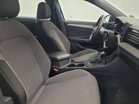 Used 2025 Volkswagen Jetta Sport FWD image 21
